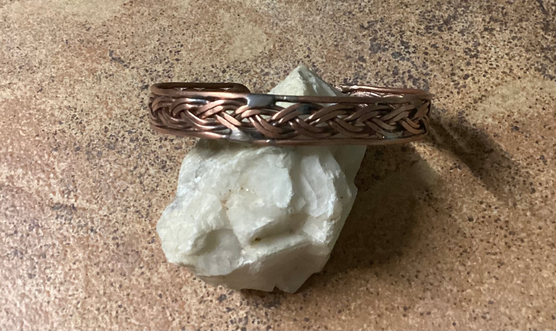 Gevlochten Keltische stijl (koperen armband)