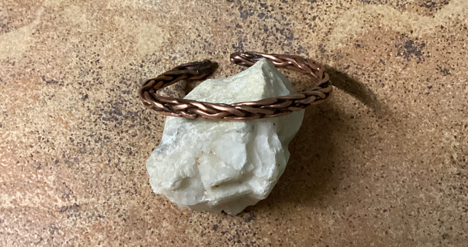 Gevlochten,gehamerd en rond model (koperen armband)