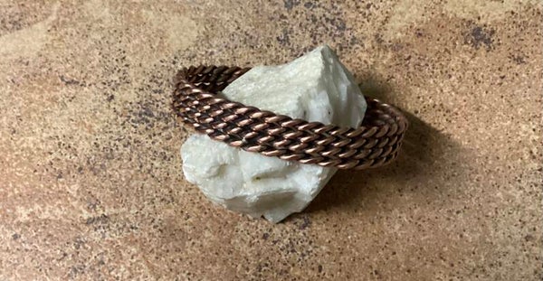4 draads gedraaid koperen tensor armband