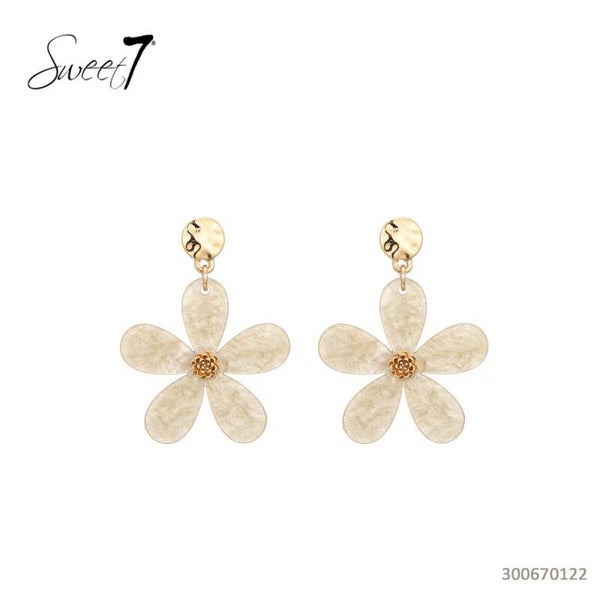 Oorbellen bloem l Beige