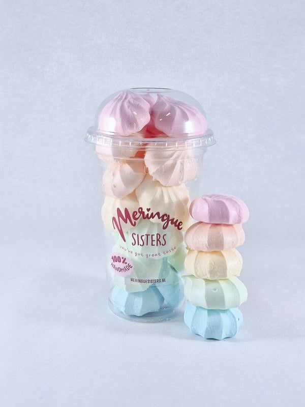 Meringue Rainbow Cup