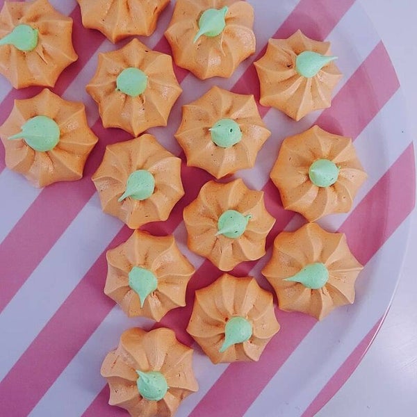 Meringue Pumpkins 6 stuks