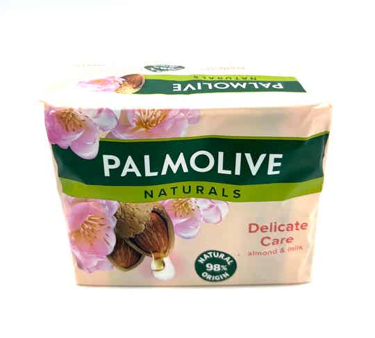 savon solide PALMOLIVE naturel aux extraits d'amande 4x90g