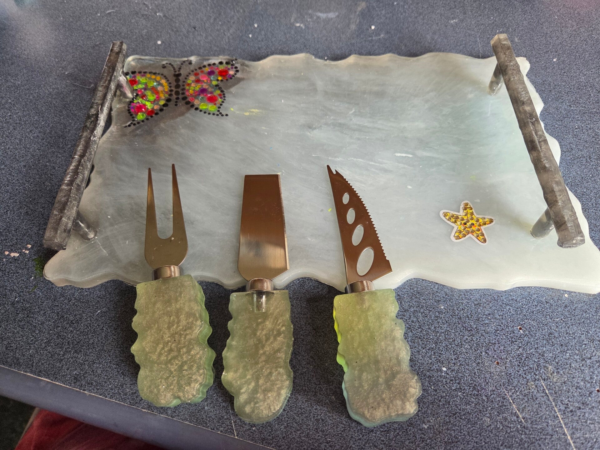 Resin Cheese Board and Knives