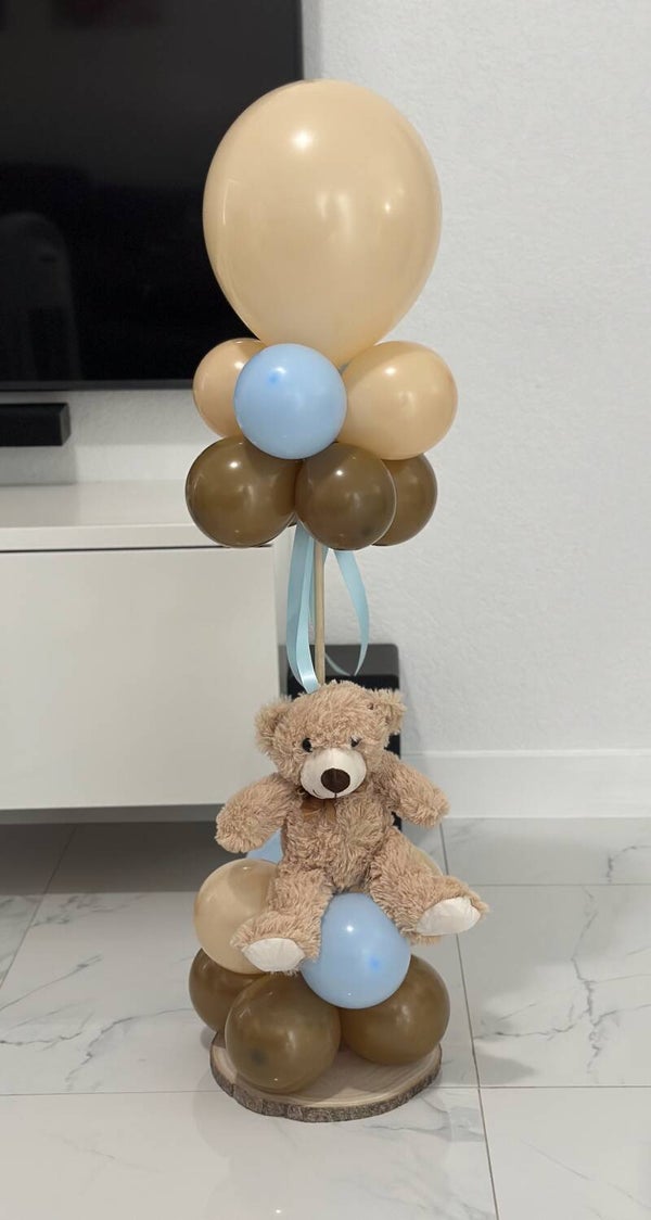 Balloon Table Centerpiece