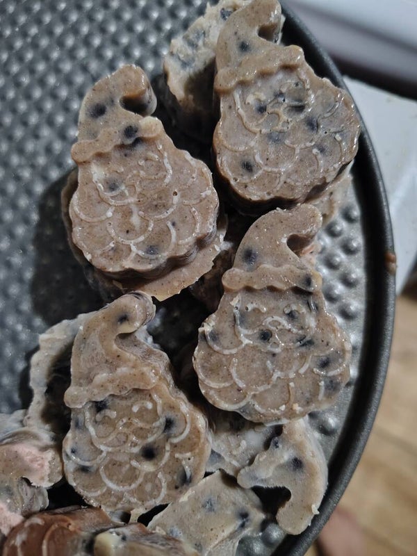 (THC Infused) Cookies & Cream Chocolate Santa