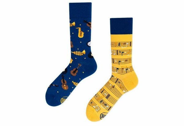 Many Mornings Sokken Music Notes