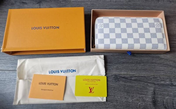LV White Chequered Purse