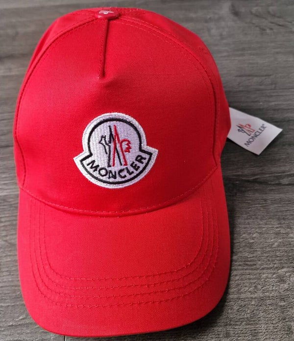 Moncler Red Cap