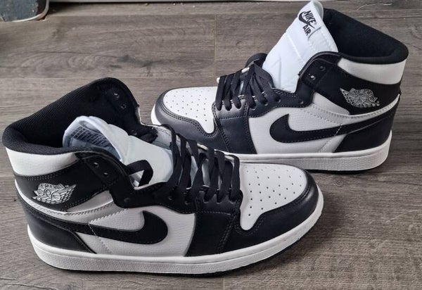 Jordan Air Hightops Black & White