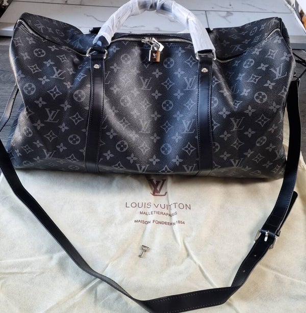 Louis Vuttion Travel Bag