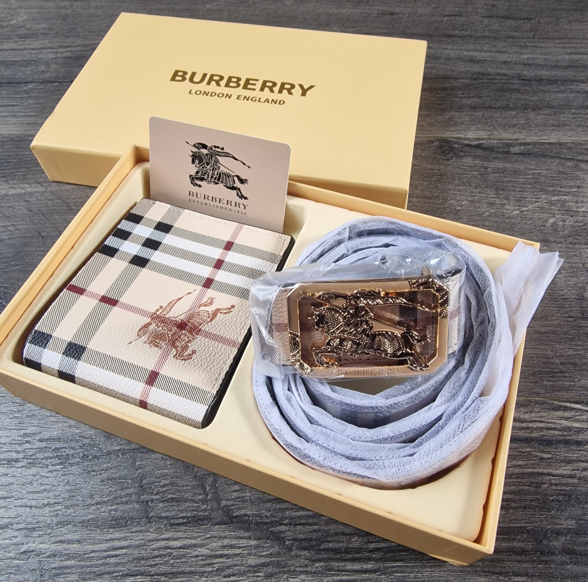 Burberry Wallet & Reversible Belt Set