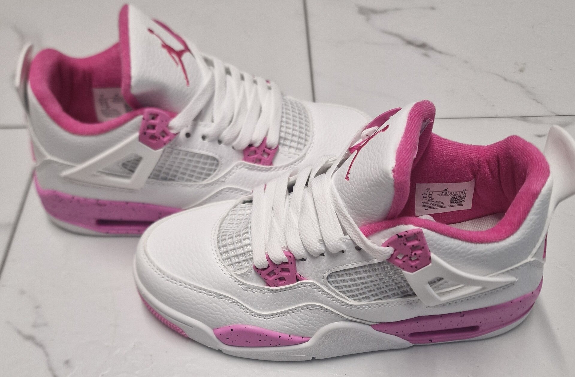 Air Jordan Retro 4 Trainers Size 5