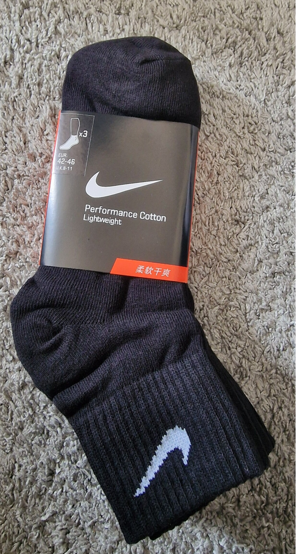 Nike Pack of 3x Pairs Socks- SIZE 8-12