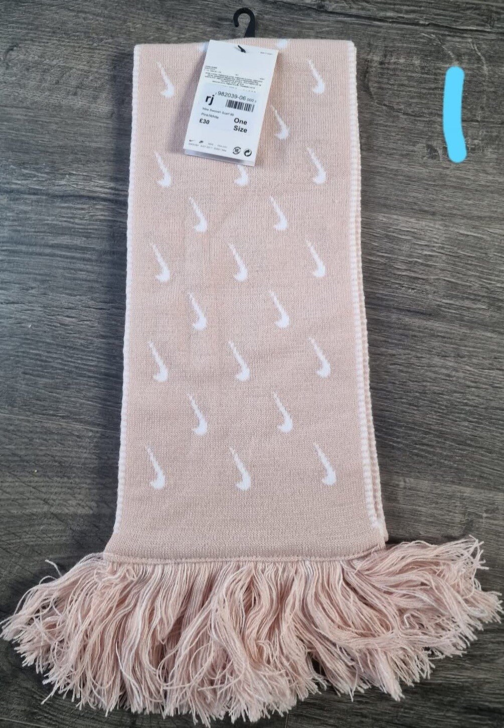 Nike Swoosh Scarf