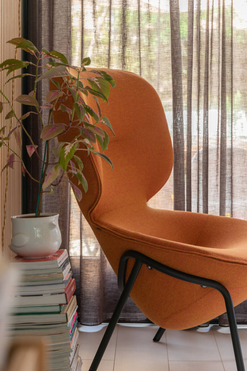 Een nadere kennismaking met Moon. Een nieuwe design fauteuil in de Artifort collectie!