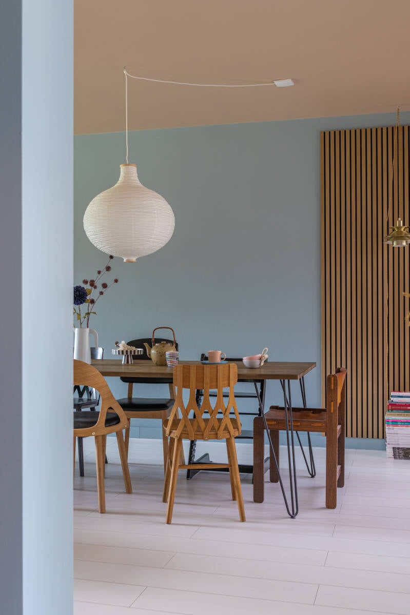 Hoe creëer je rust en ruimte met kleur? Schilder je plafond mee! Blog Studio Deense Zomer