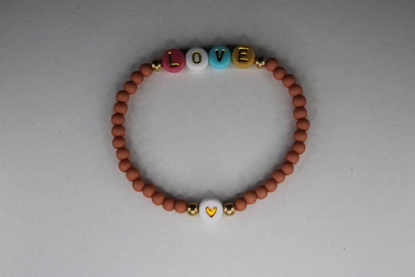 "Love" Pastel Kleurig - Armband