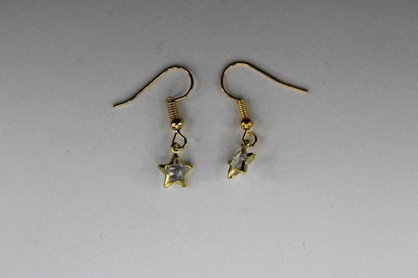 Klein Diamantje In Diverse Vormen Divers - Oorbellen