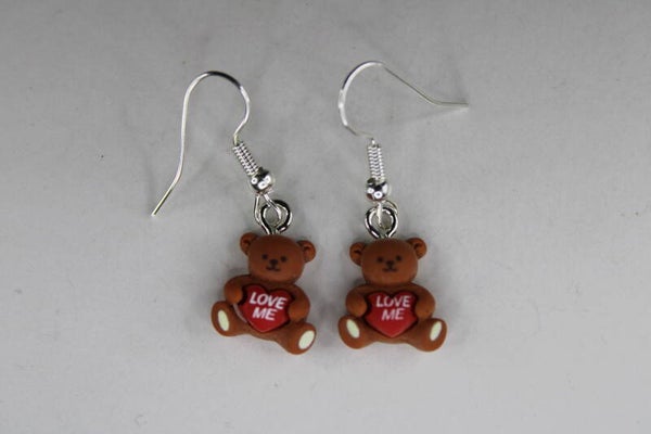 Teddybeer Met "Love Me" Hartje - Oorbellen