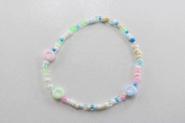Kralenarmband Met 3 Hartjes Divers - Armband Kralen