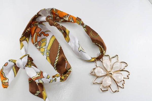Sjaalketting Bloem - Ketting Natuur