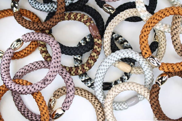 Effen Kleur Met Bedel Divers - Haarelastieken