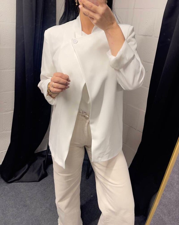 Witte blazer met Perkins kraag knoop bovenaan