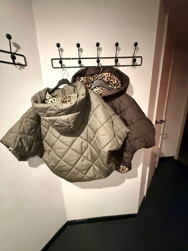 Fluffy Bodywarmer Reversible  Kaki/Leopard