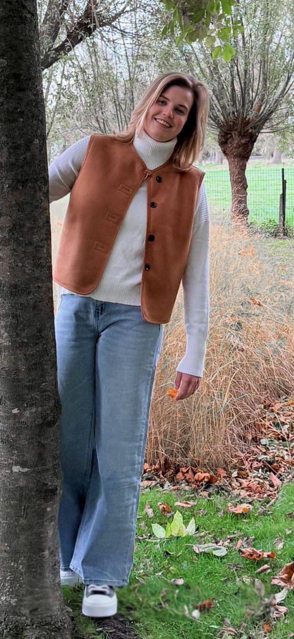 Omkeerbare bodywarmer faux daim cognac