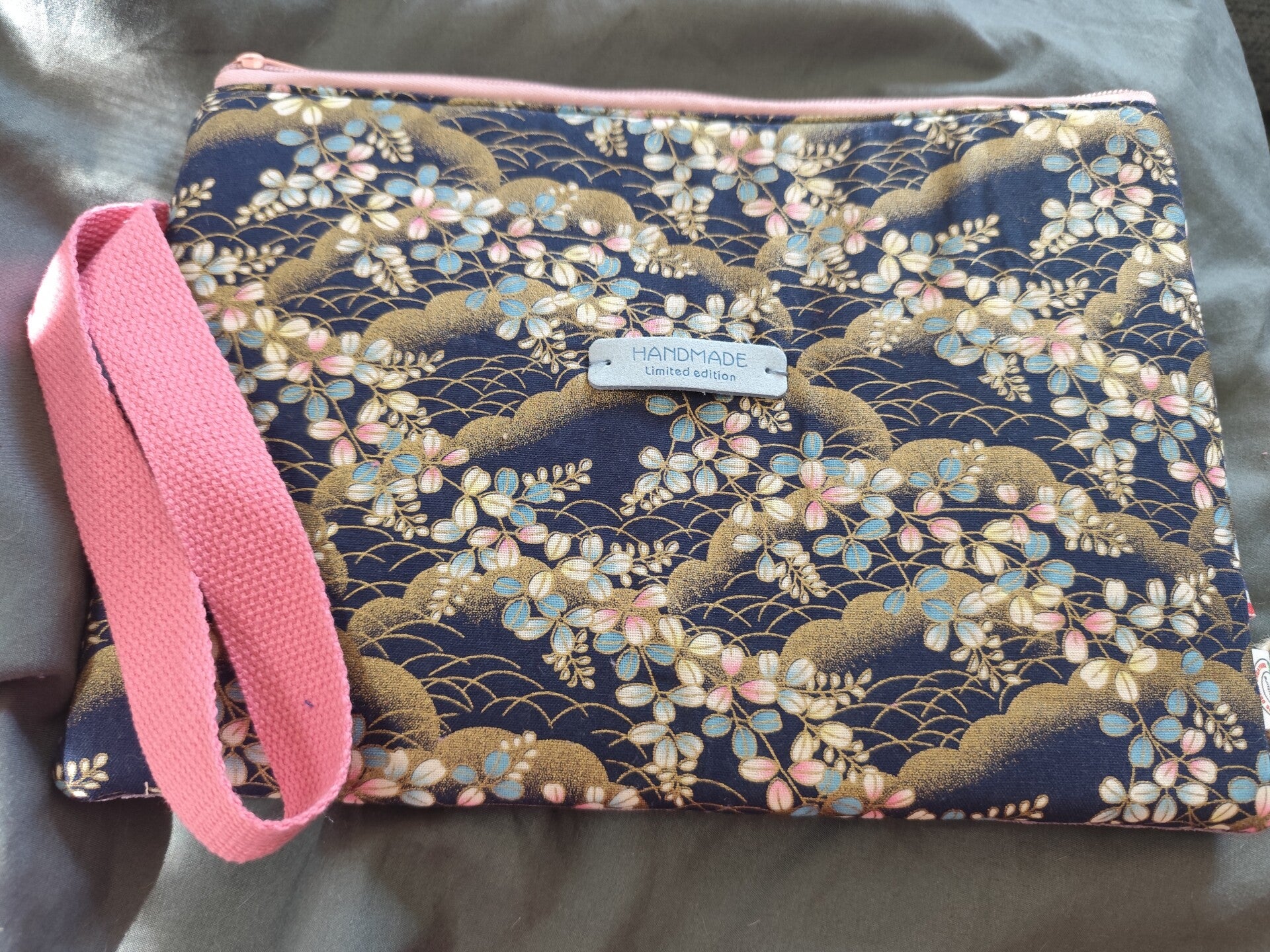 Pochette pour Tablette  Fleurie