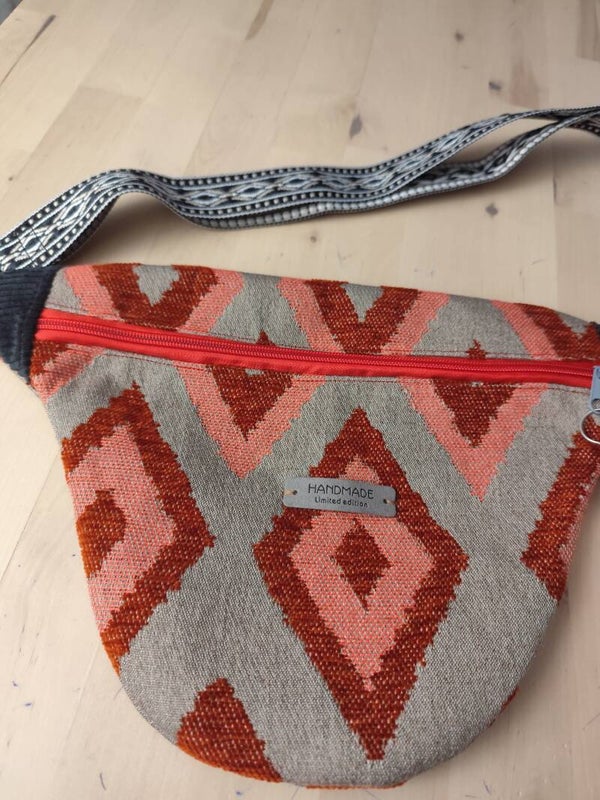 Sac banane souple Aïko M