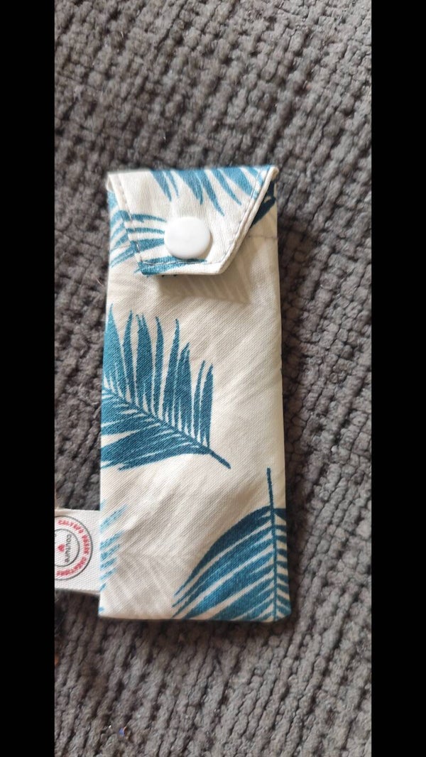 Etui à tête de  brosse à dents électrique  " Feuilles Bleues"