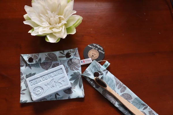 Kit nomade : étui à brosse à dents et pochette à savon Sylviane