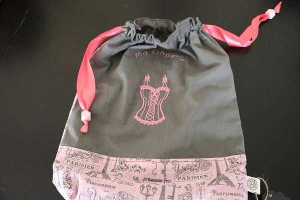 Pochon à lingerie Tour Eiffel