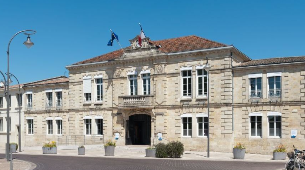 Vous souhaitez acheter au Bouscat ? Découvrez les secteurs, les maisons, les échoppes et nos conseils pour réussir votre recherche immobilière avec Ma Maison à Bordeaux.