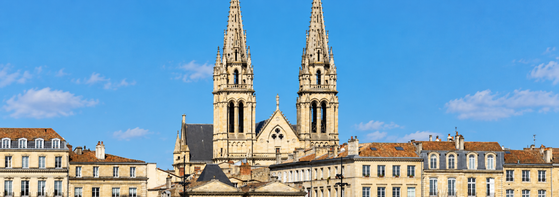 Achetez aux Chartrons à Bordeaux avec Ma Maison à Bordeaux. Découvrez les secteurs, les appartements de caractère et nos conseils pour réussir votre achat immobilier.