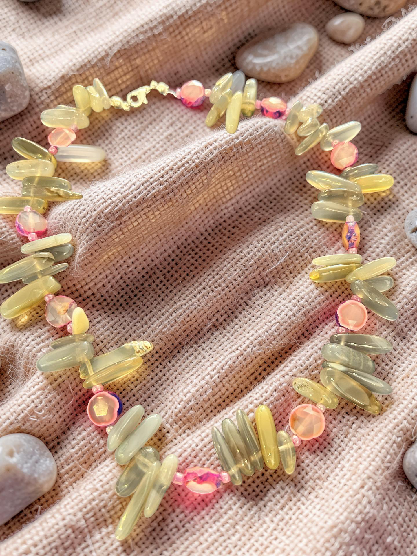 Girocollo Agata rosa e grigia