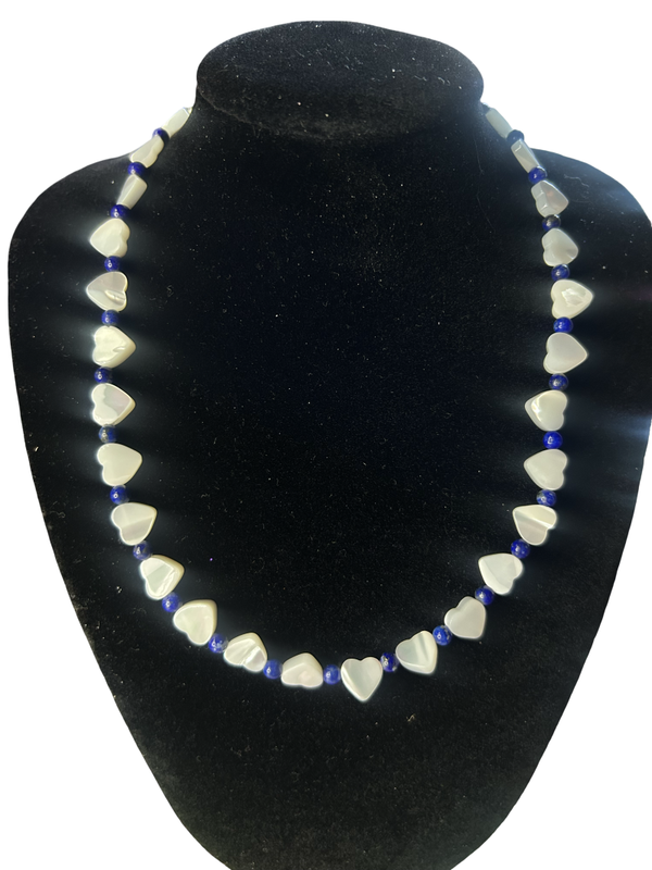 Collana lapislazzuli e madreperla
