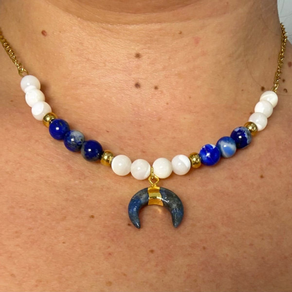 Collier Lune Intérieure #10 Nacre, Lapis Lazuli & Sodalite