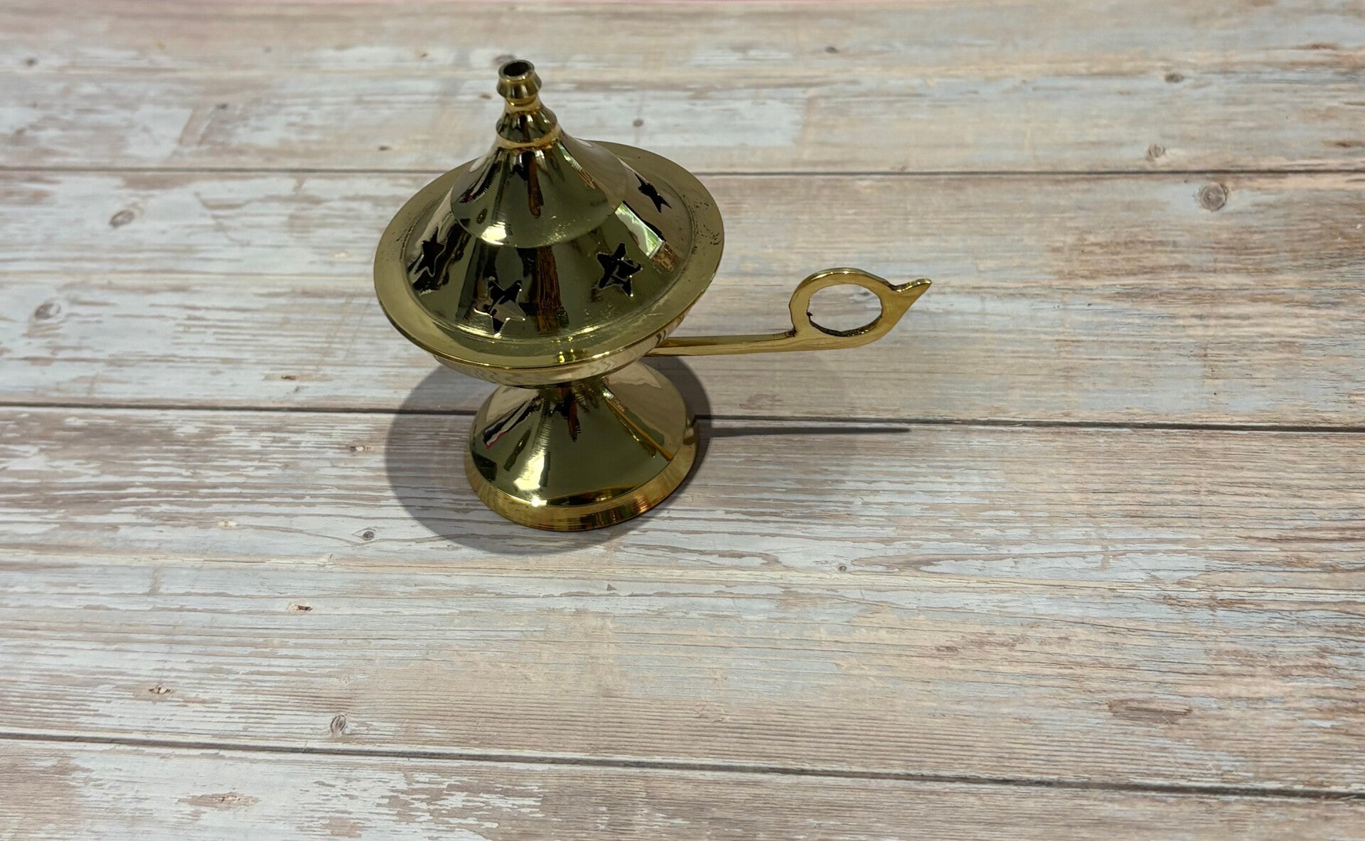 #1 Brûleur d’encens en laiton doré