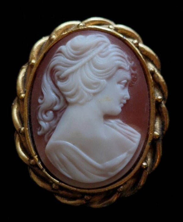 Vintage Cameo Brooch