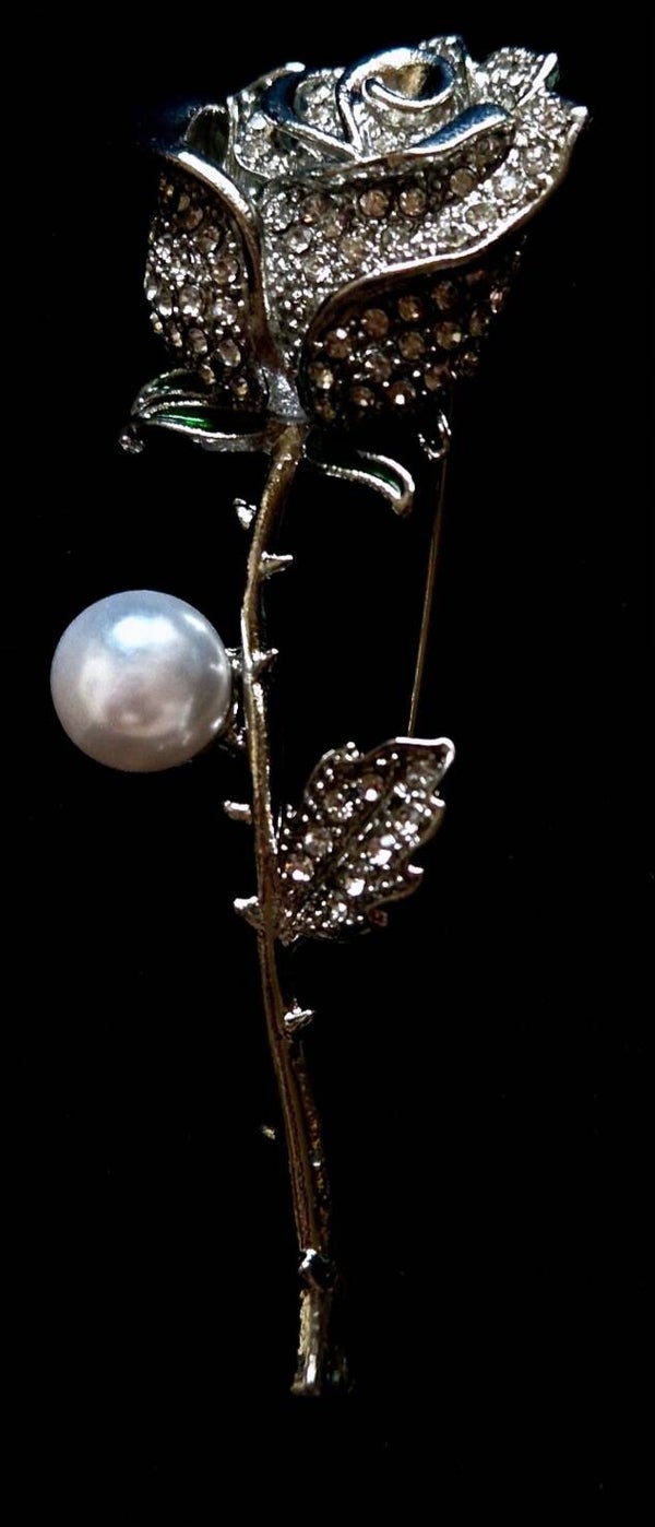Rose Pearl Brooch