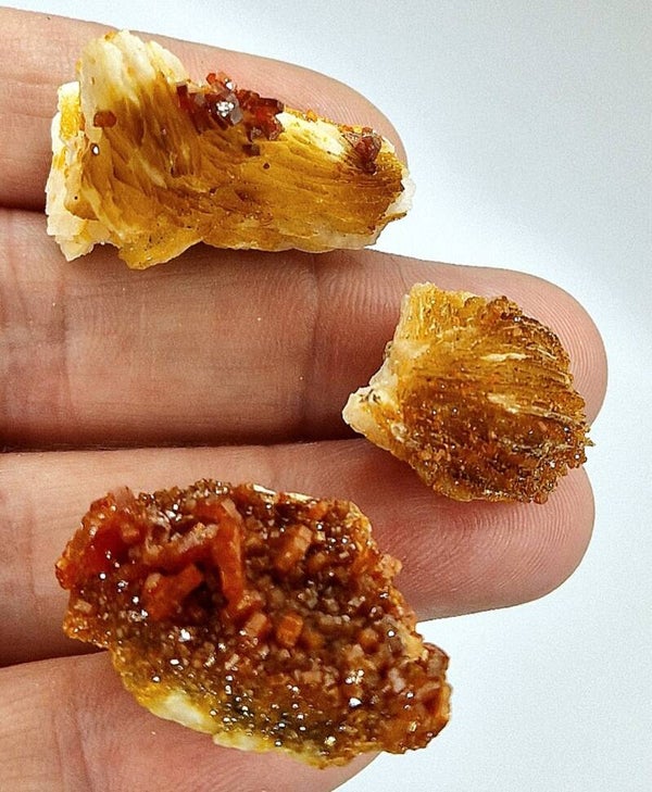 Vanadinite On Barite