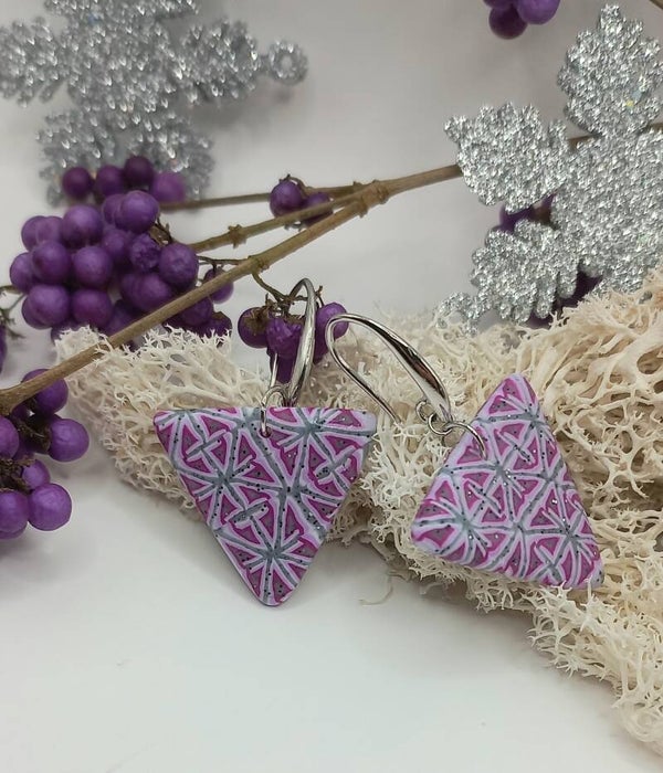 Triangle violet