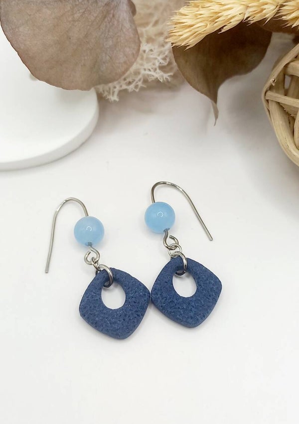 Boucles perle aigue marine