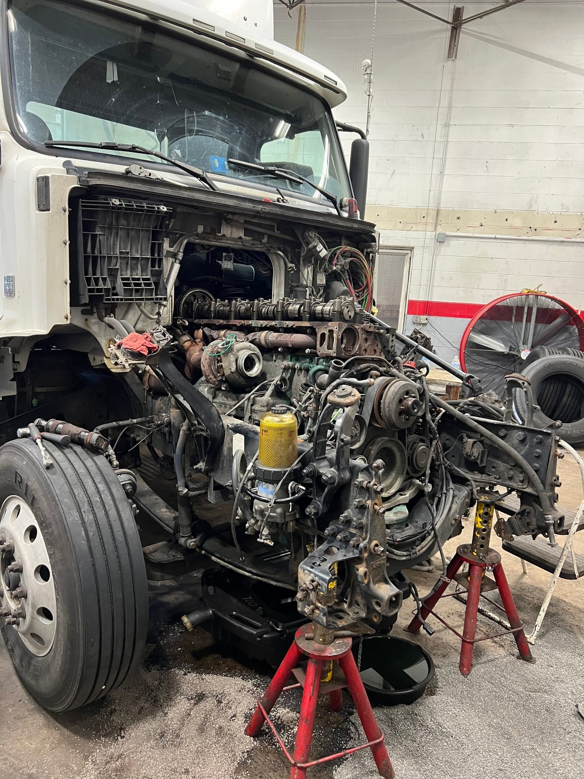 S&L Truck and Equipment Repair featured image