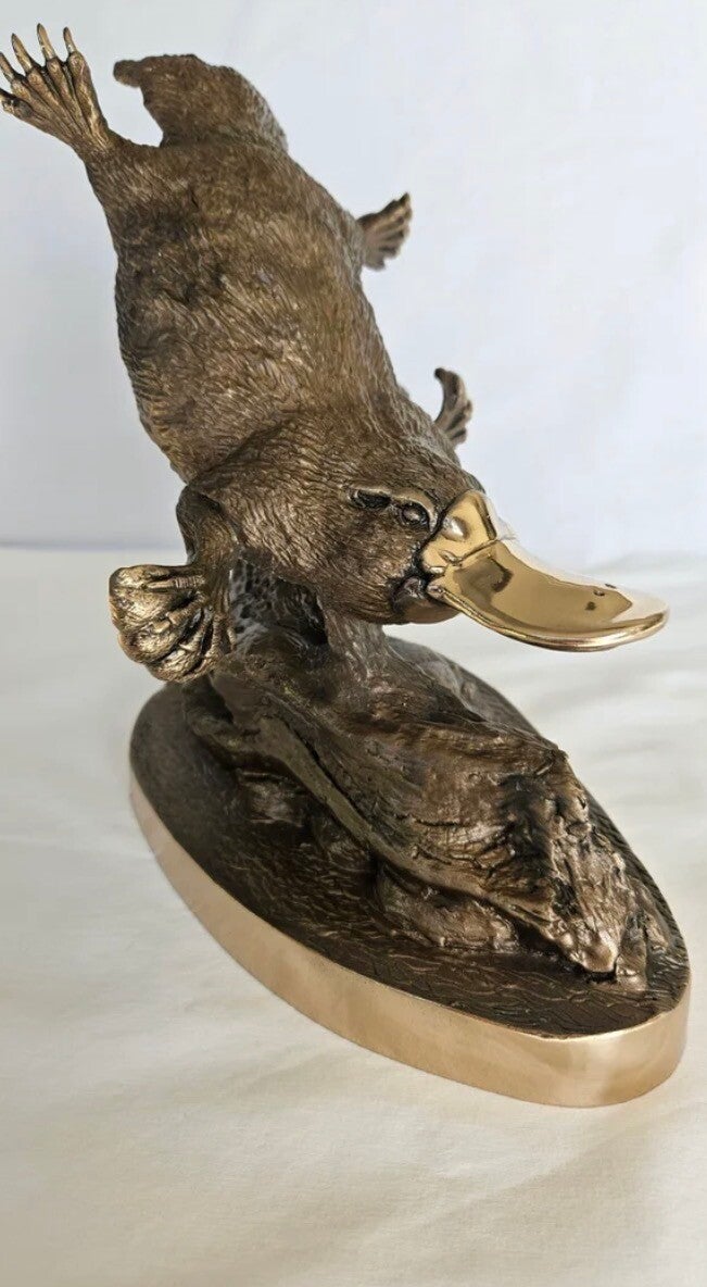 PLATYPUS DIVING ON BASE LIMITED EDITION