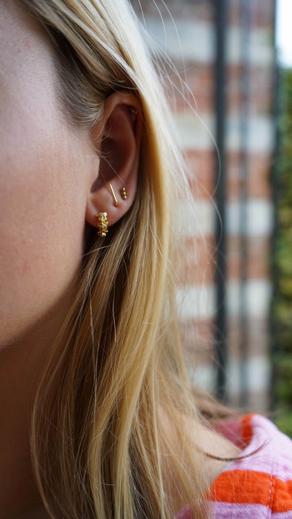 Mini flower earrings