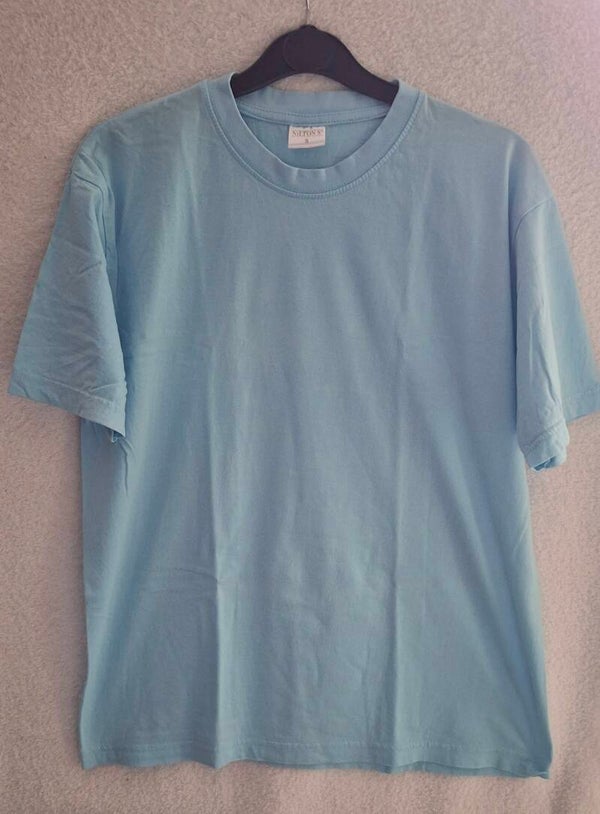 #C30 - licht blauwe T-shirt